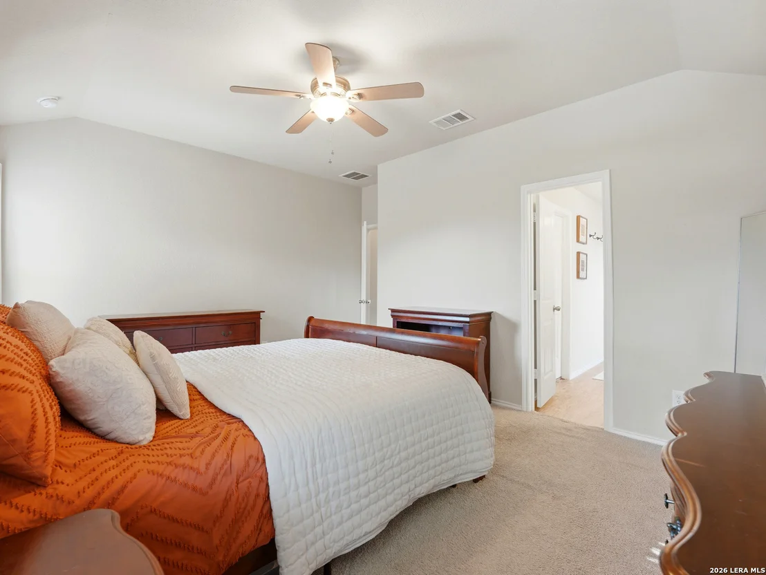 Photo of 32116 Macey Oak