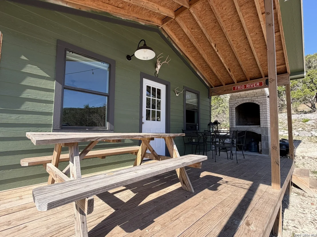 Photo of 785 Private Road 3350