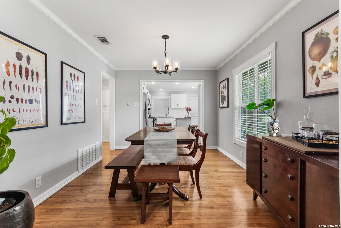 Photo of 318 BREES BLVD