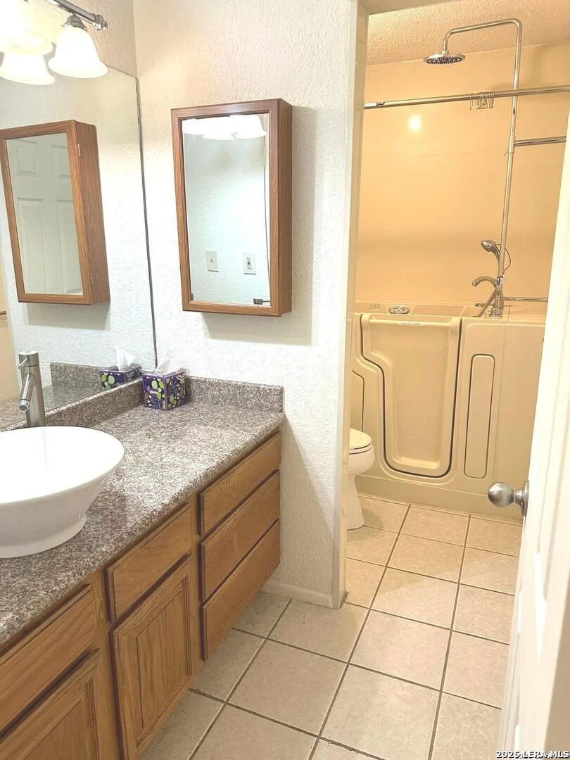 Photo of 336 SOLLOCK DR