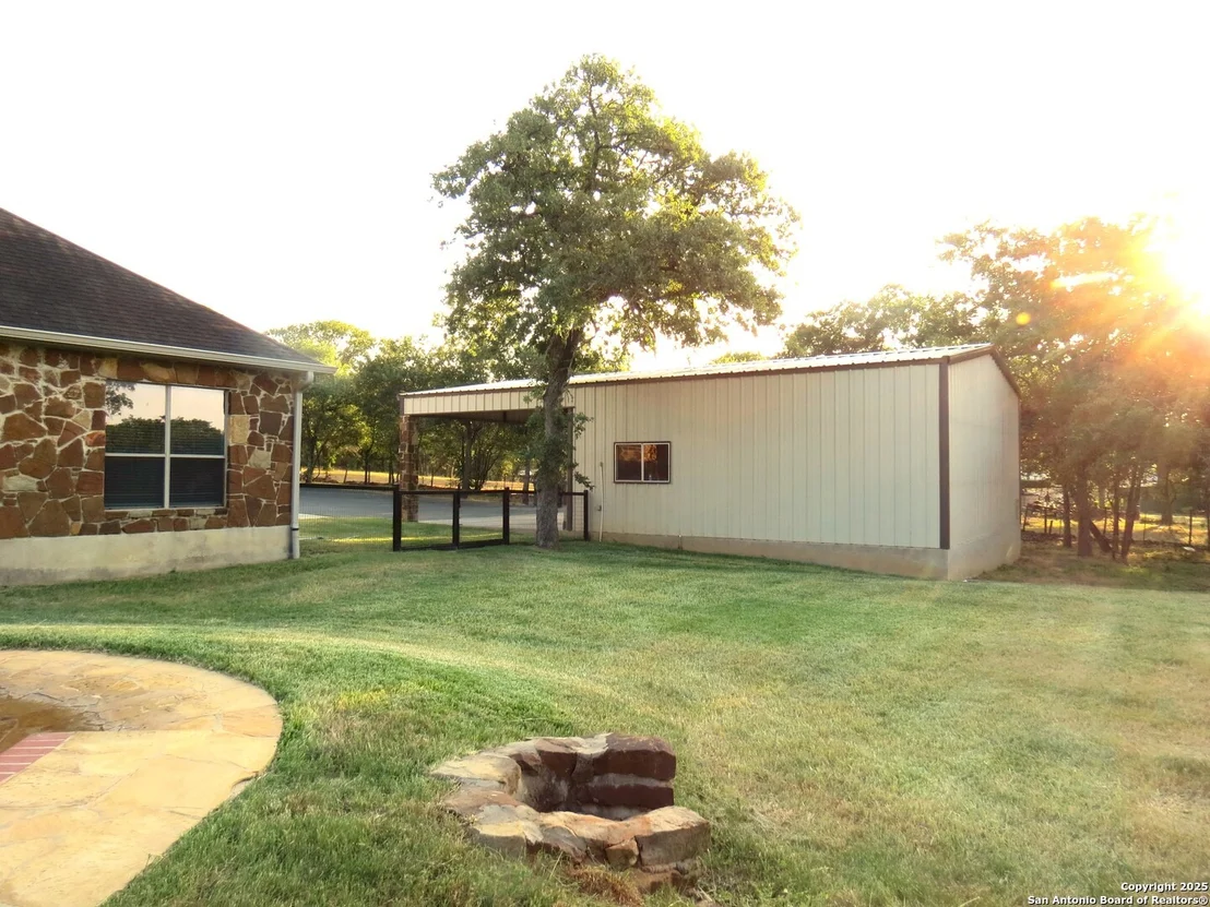 Photo of 592 Jacobs
