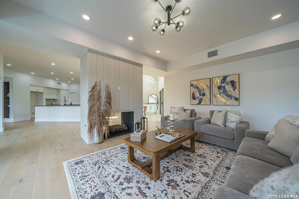 Photo of 206 Bluff Hollow