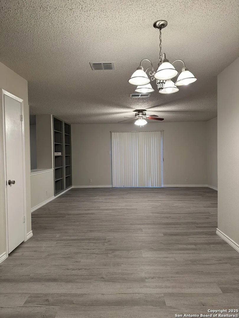 Photo of 2926 Moss Plain