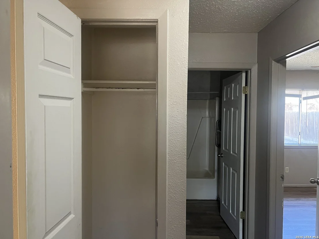 Photo of 803 Continental