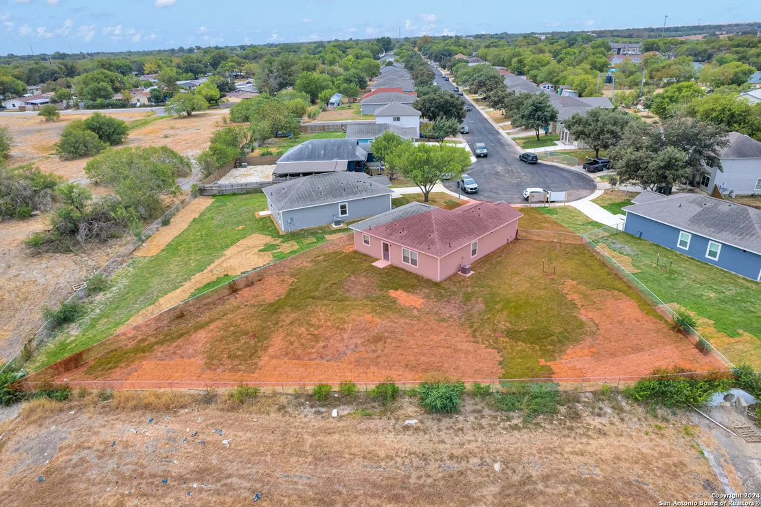 Photo of 518 PRECIOUS DR