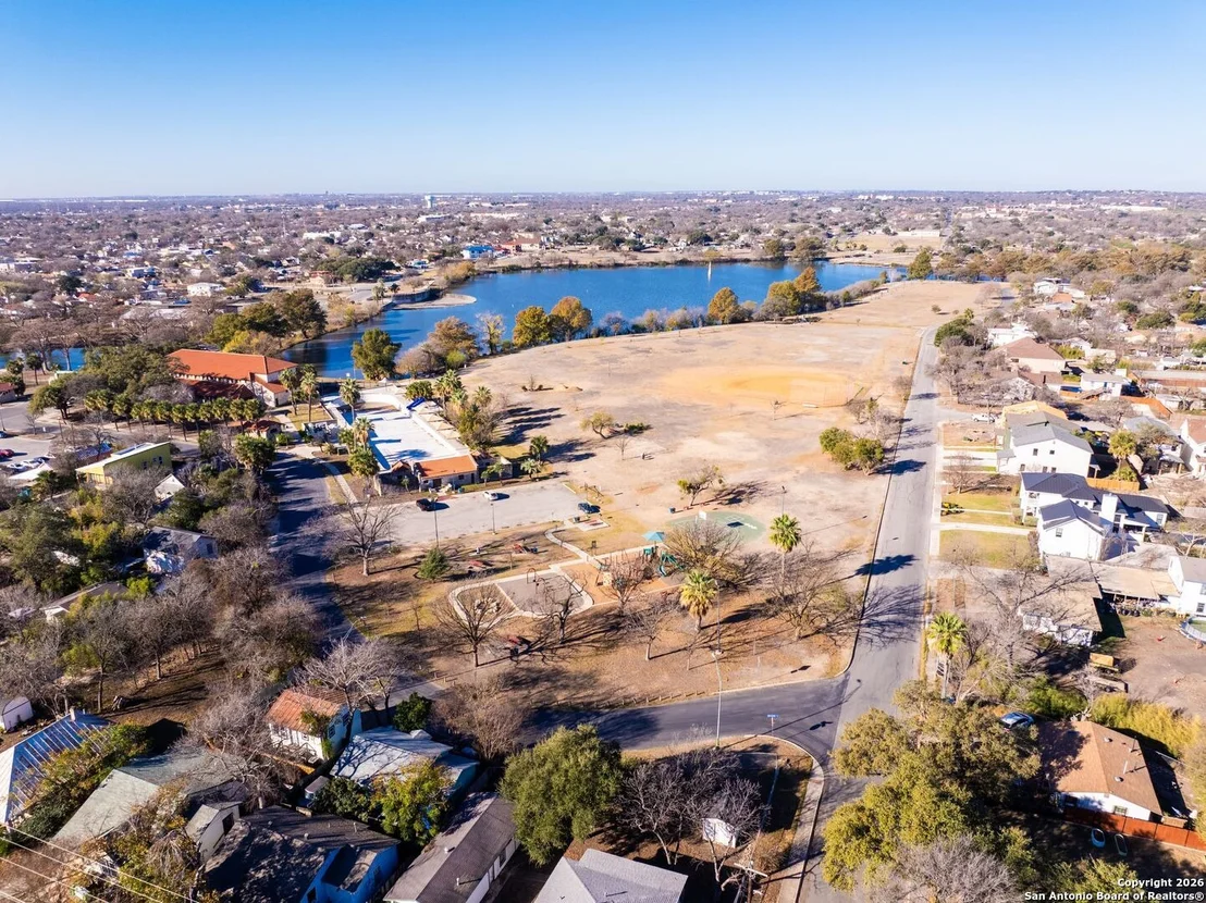 Photo of 118 San Antonio Blvd