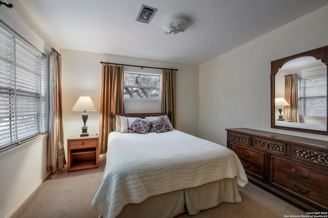 Photo of 1327 SPRINGWATER