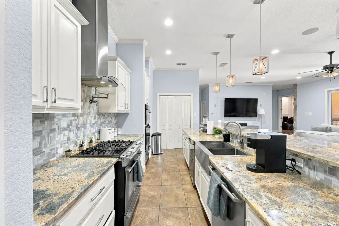 Photo of 1357 PRIVATE ROAD 3702
