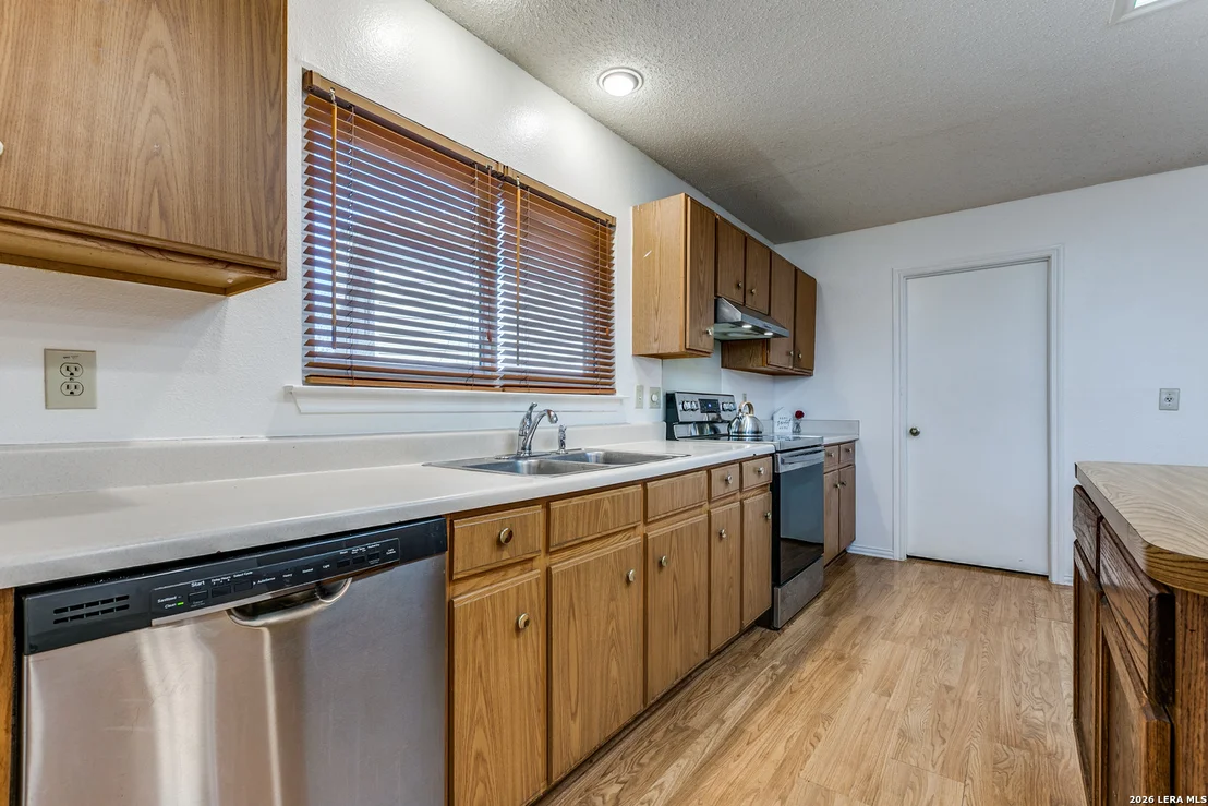 Photo of 9507 Shadowbrook