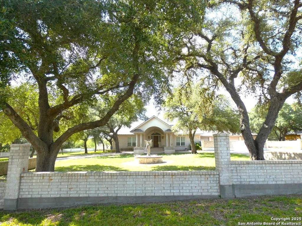 Photo of 133 Fairway Ridge