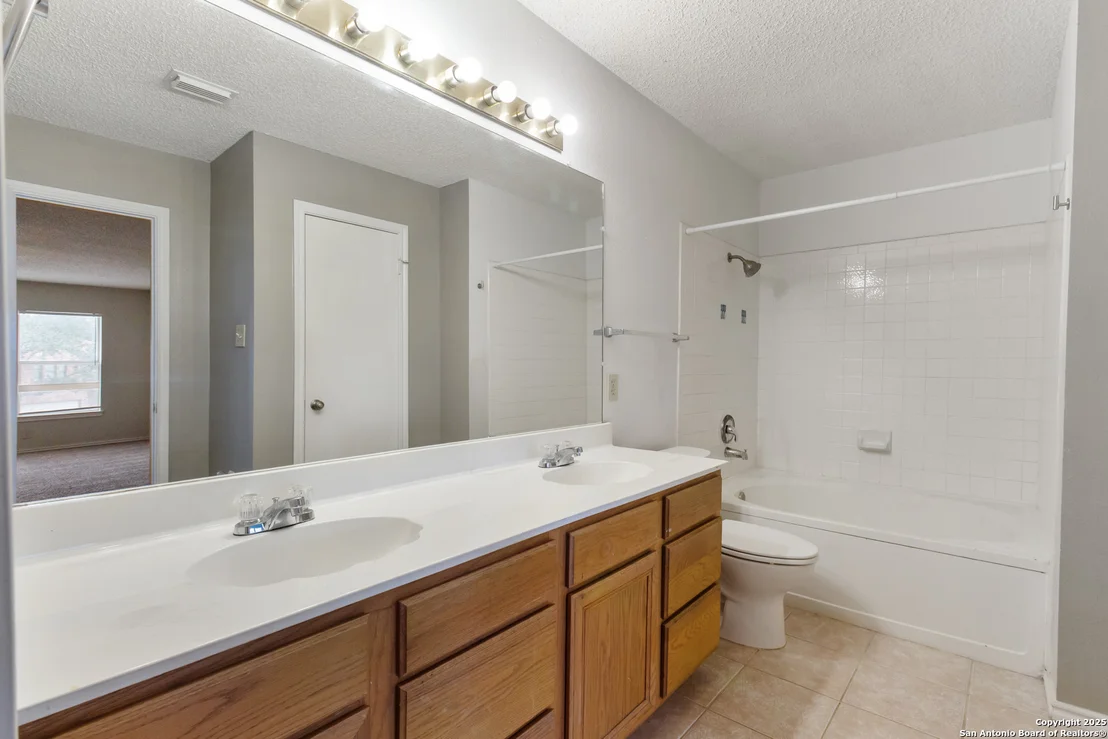 Photo of 8310 BORDER RIDGE DR