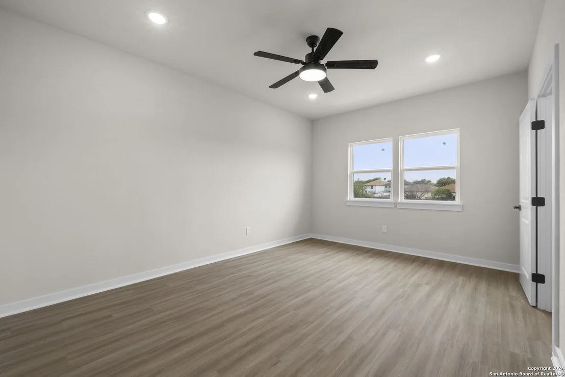 Photo of 8903 TWINCREEK FARM