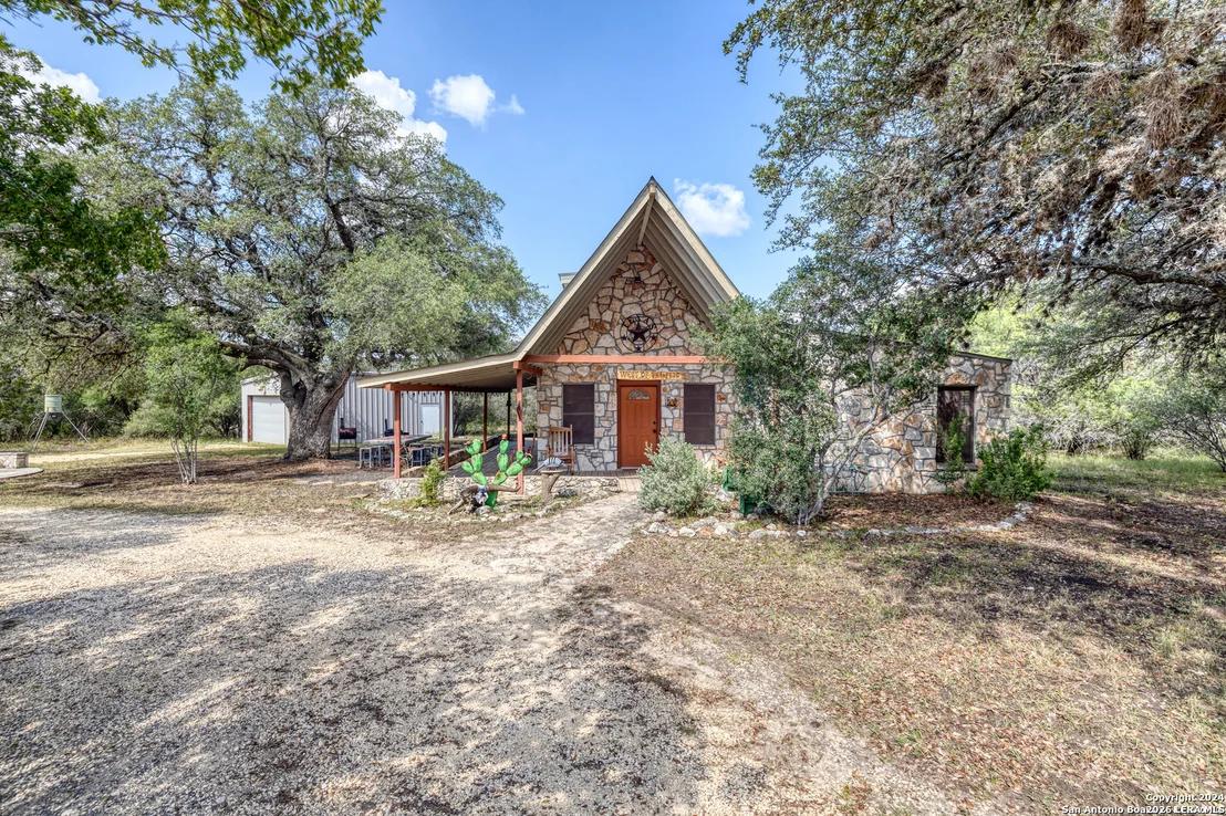 Photo of 711 Mariposa Avenue