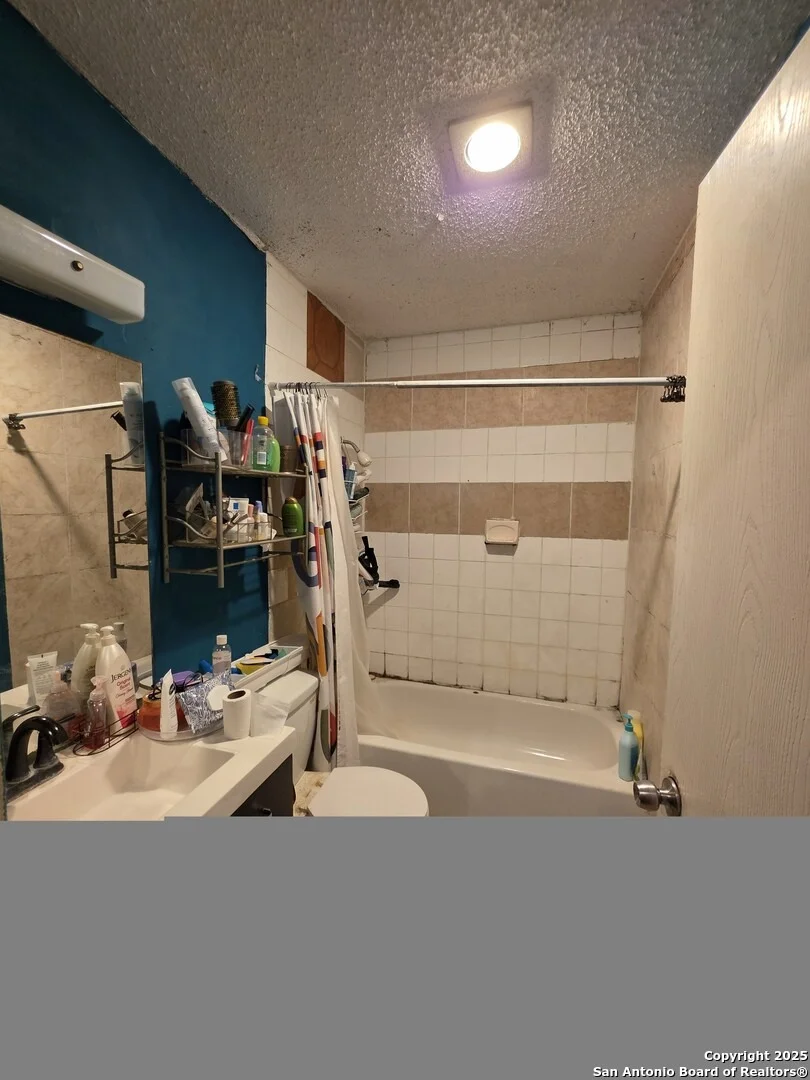 Photo of 1155 Churing