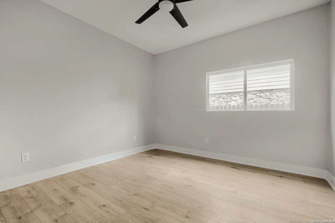 Photo of 722 GROSVENOR