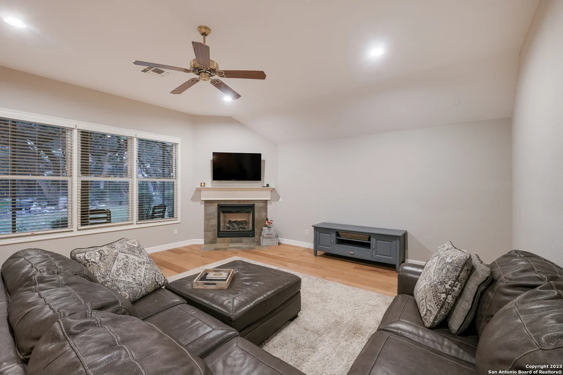Photo of 154 ROSEHEART