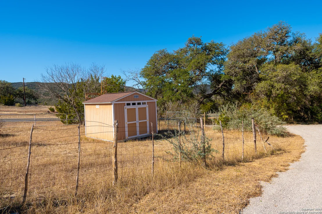 Photo of 840 W RANCH ROAD 337
