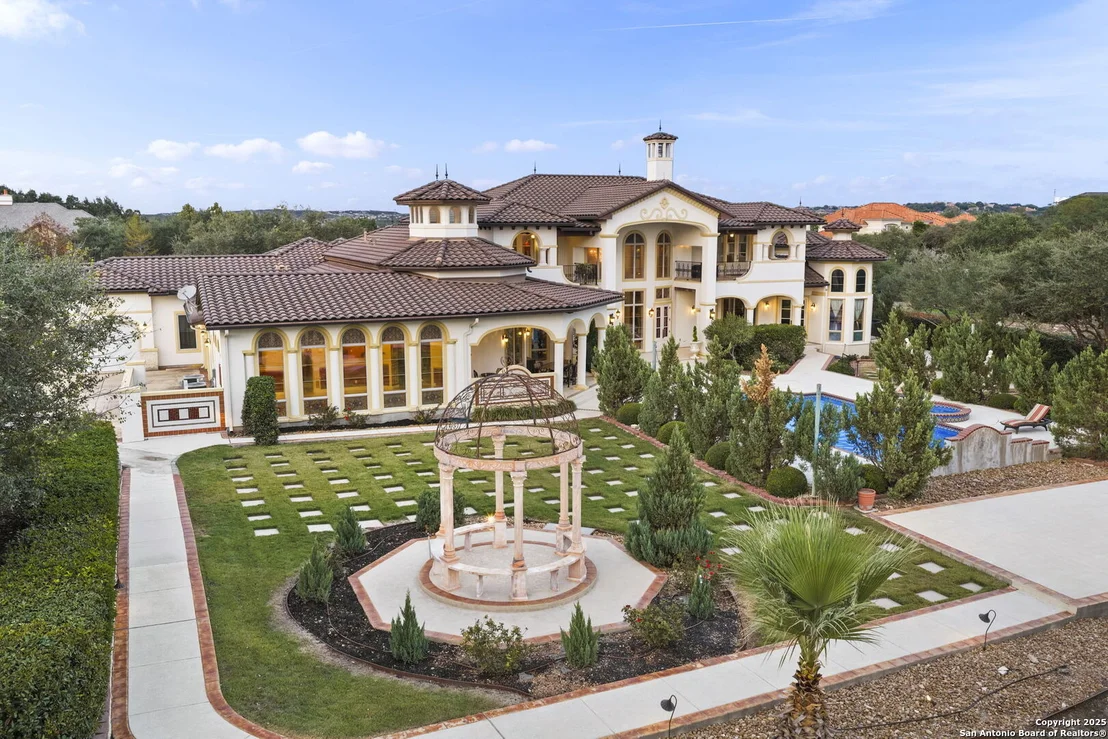 Photo of 1418 Greystone