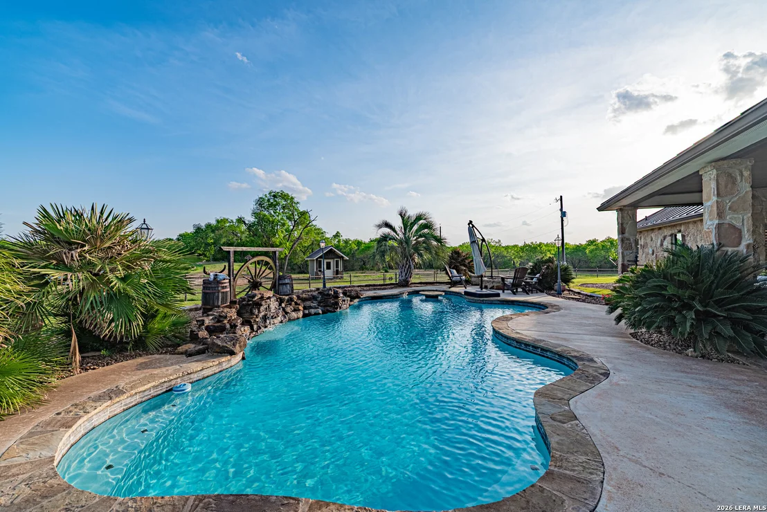 Photo of 819 County Road 356