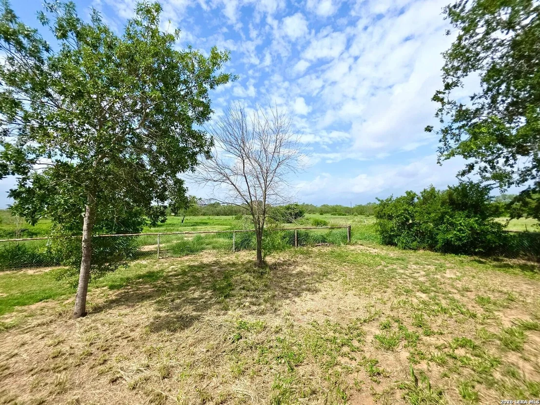 Photo of 635 E Ditto Rd