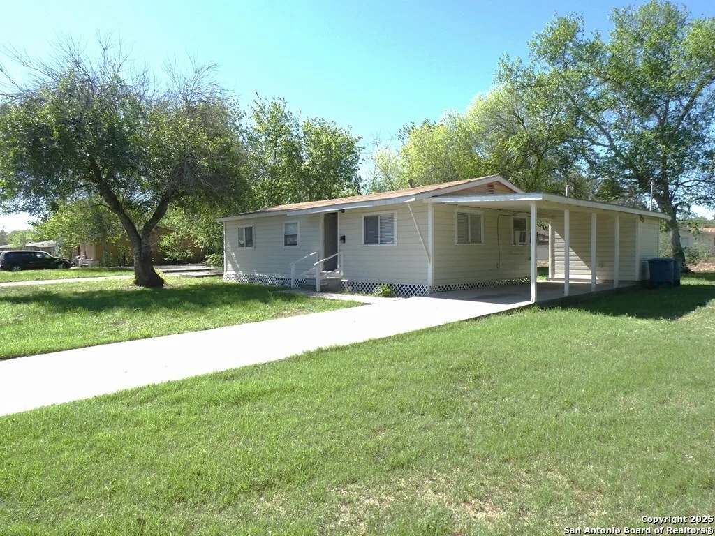 Photo of 1411 Retama