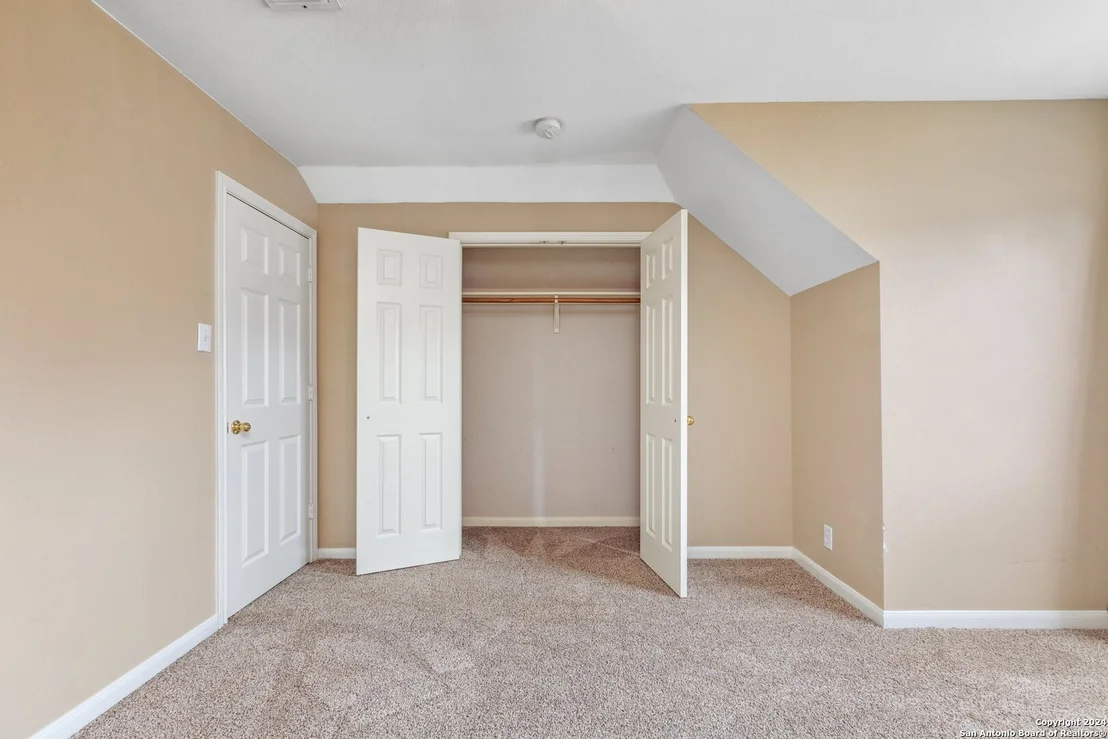 Photo of 14018 POSSUM TREE RD