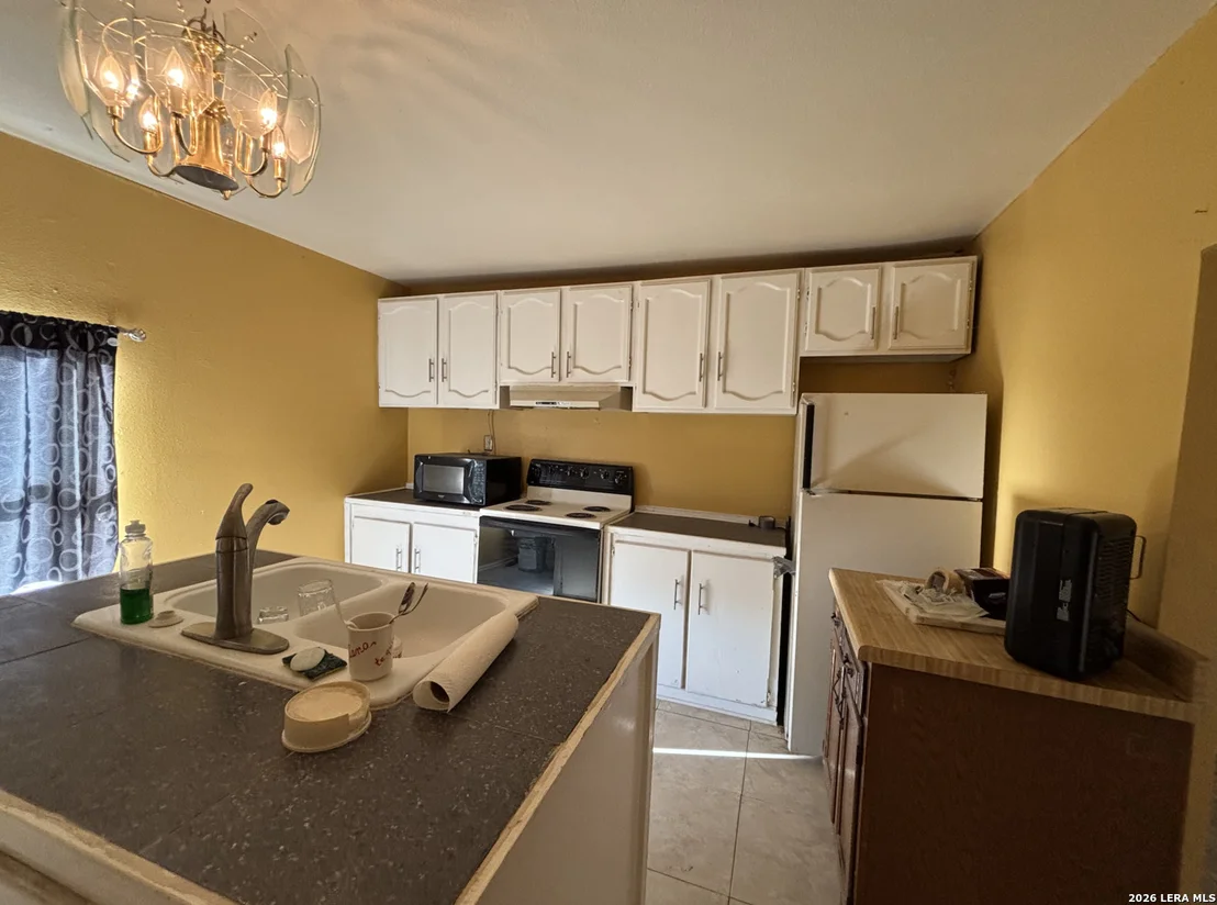 Photo of 3888 CROSS CREEK DR