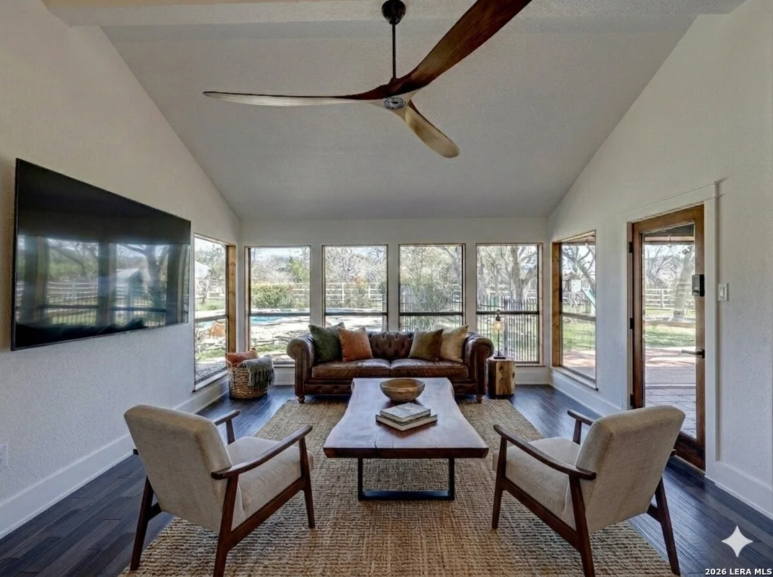 Photo of 29540 Red Bud Hill