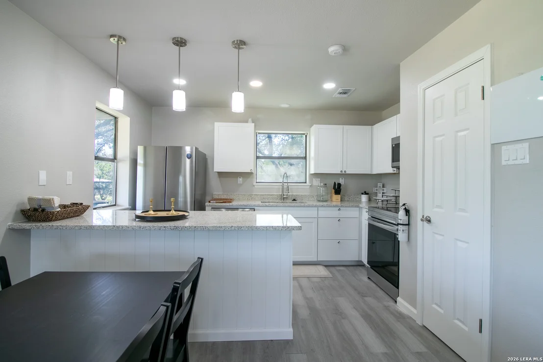 Photo of 582 Orbit Dr