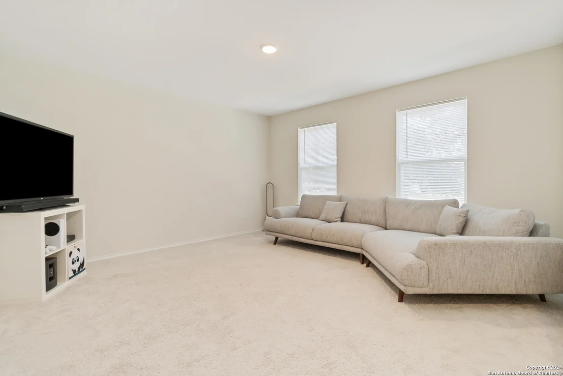 Photo of 13123 SENDERO ROBLE