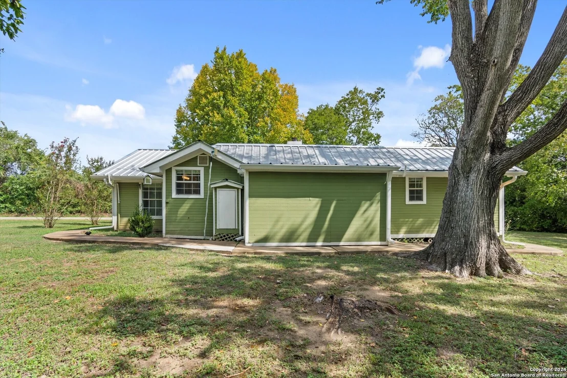 Photo of 115 Old McDade Road
