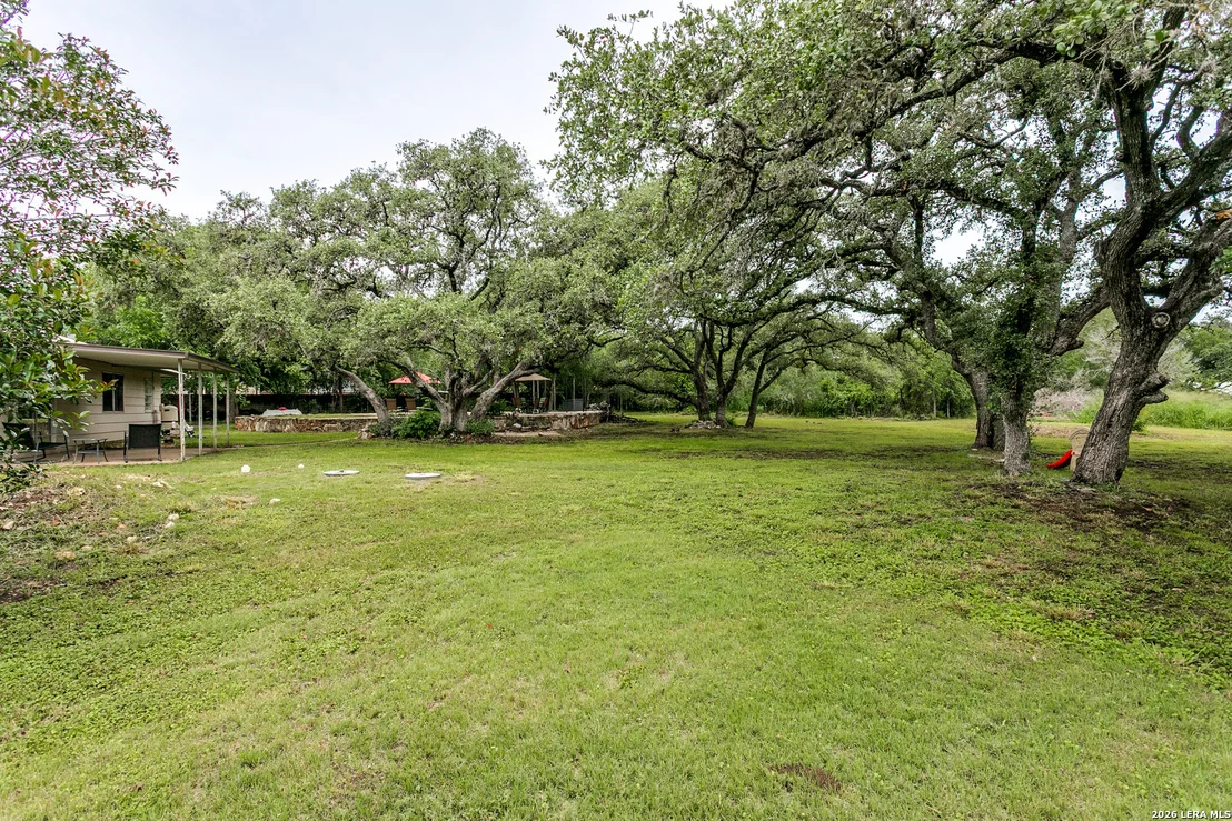 Photo of 3881 MENGER DR