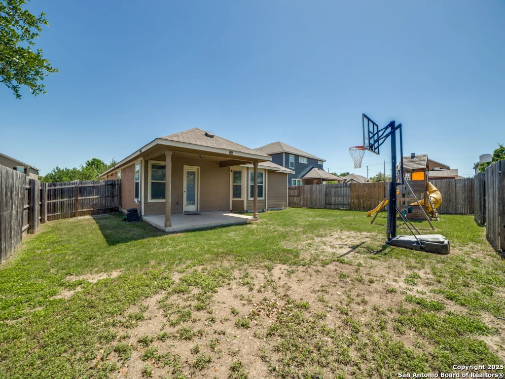 Photo of 7911 Mahala