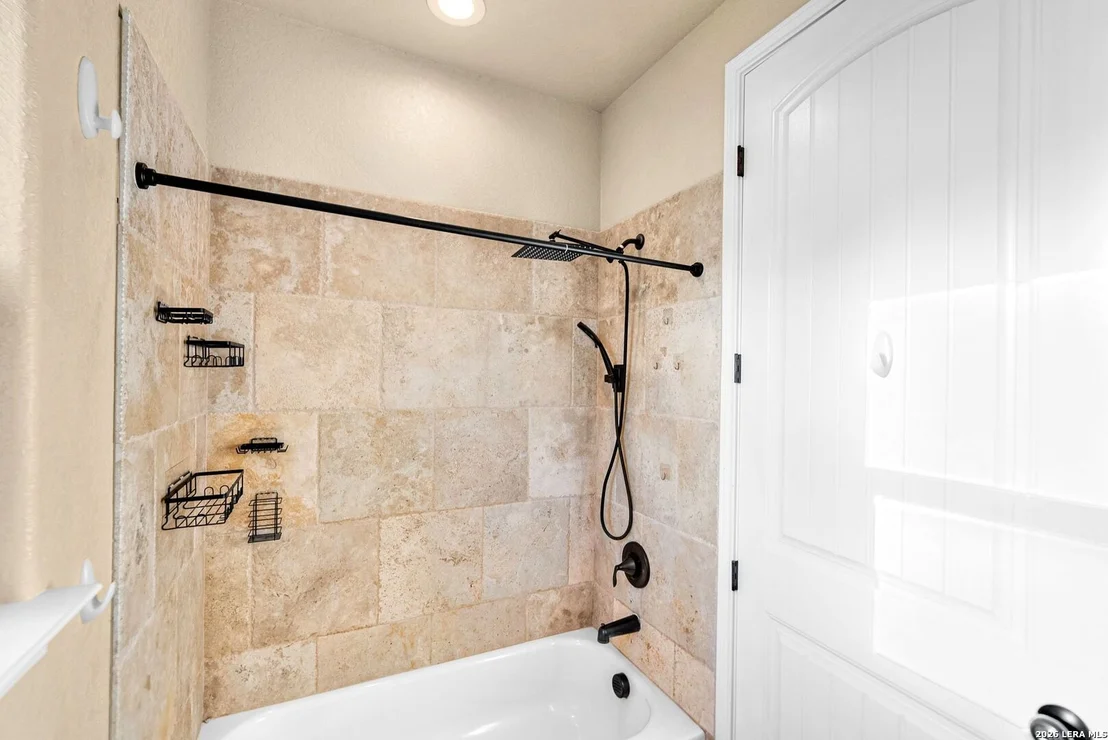 Photo of 1009 Bluebonnet Ln