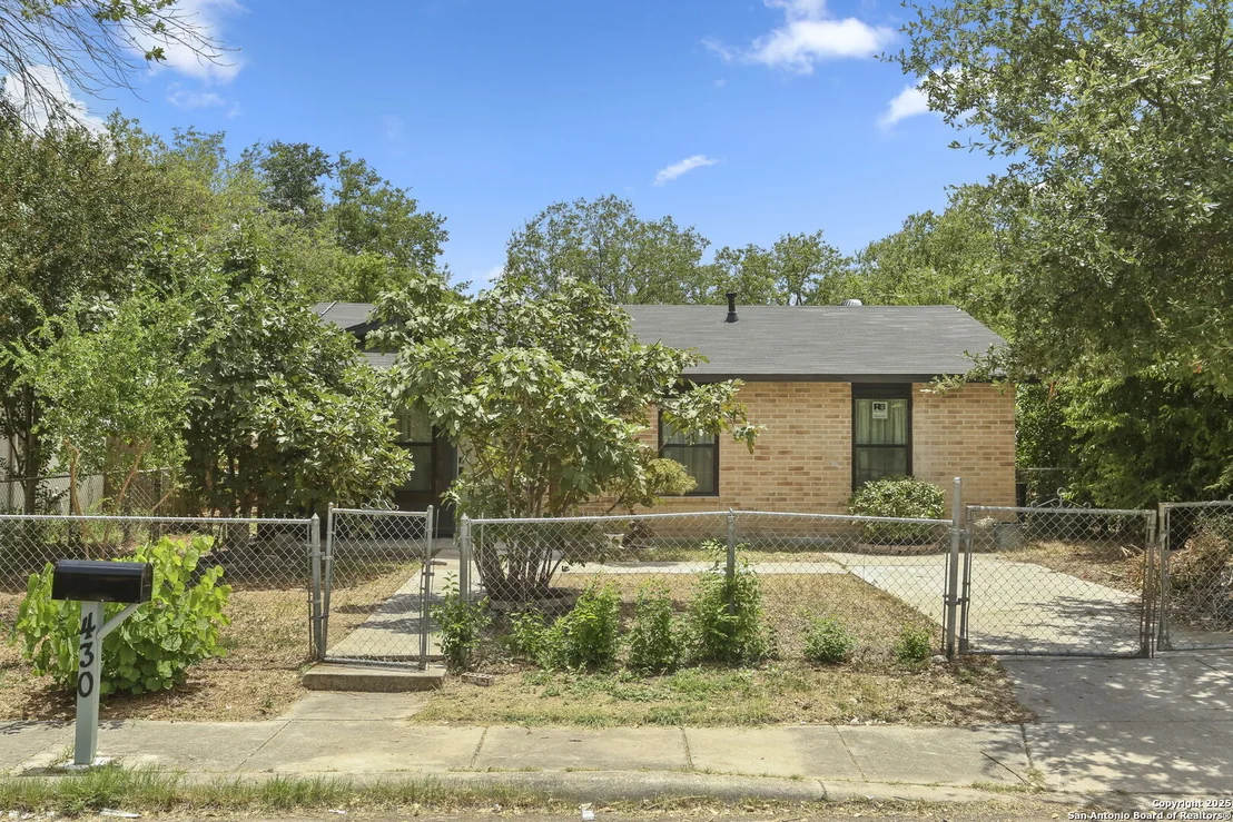 Photo of 430 Groff