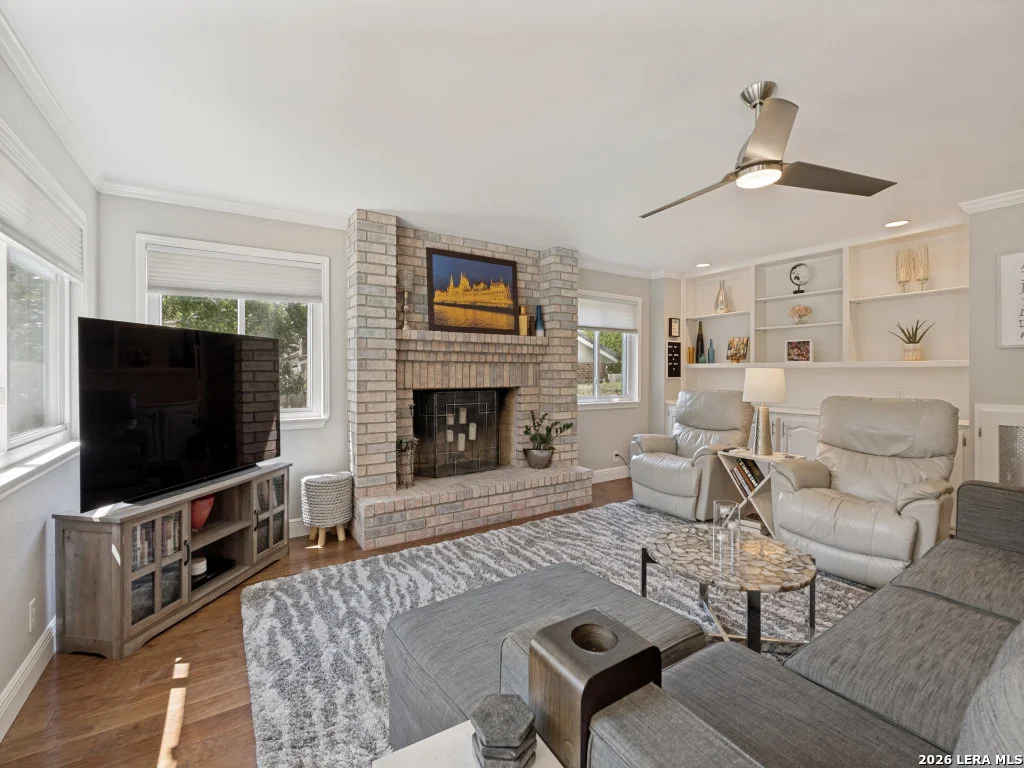 Photo of 2255 Encino Loop