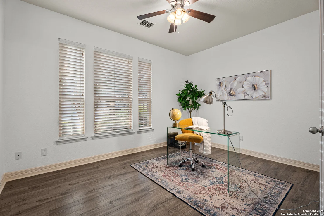 Photo of 1706 Nightshade