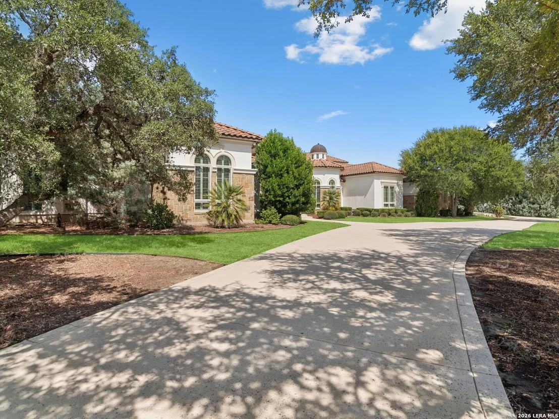 Photo of 202 WELLESLEY LOOP