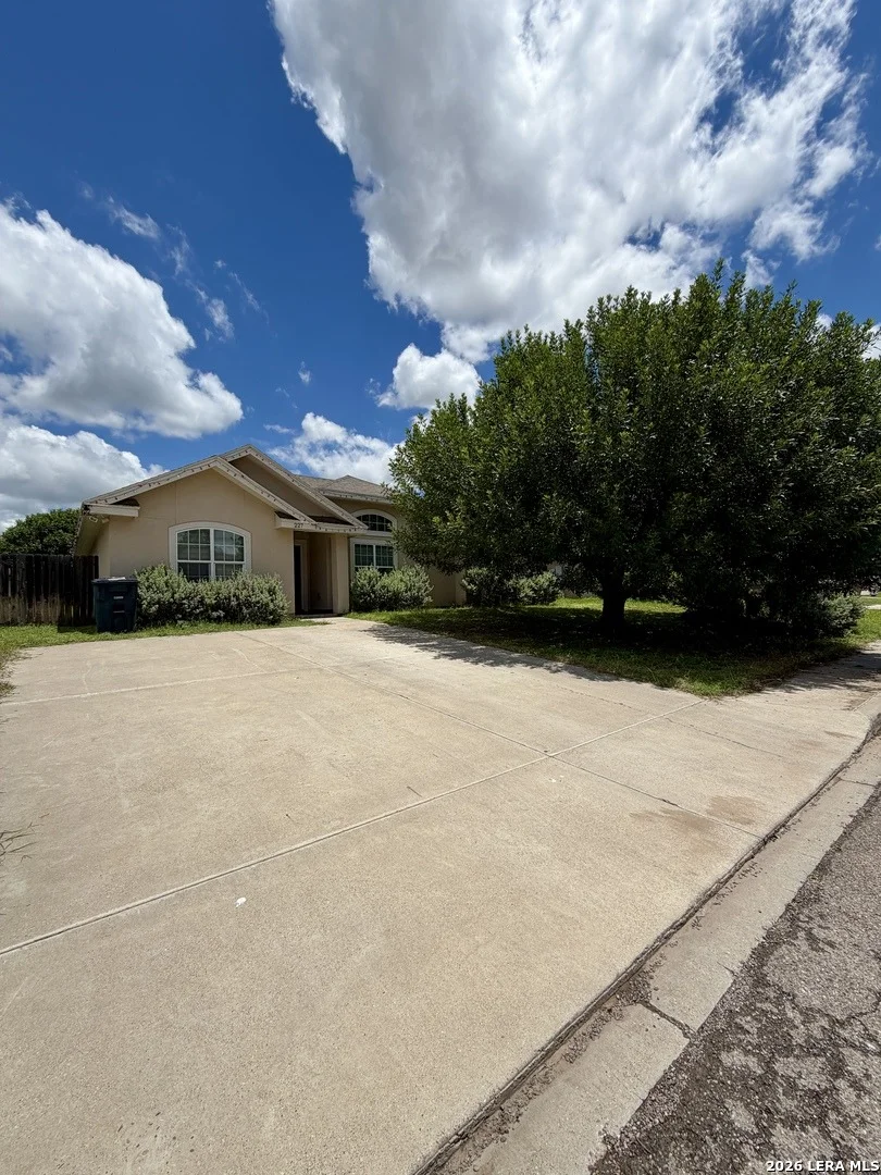 Photo of 227 Paso Caballero