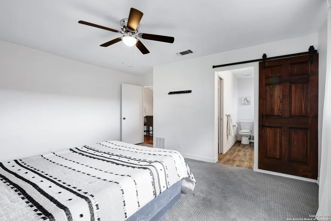 Photo of 2116 Turkey Ledge