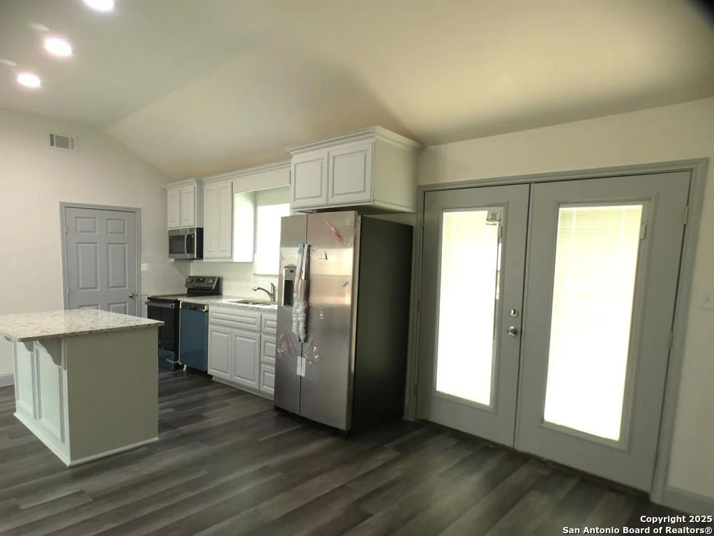 Photo of 506 Hillside Drive