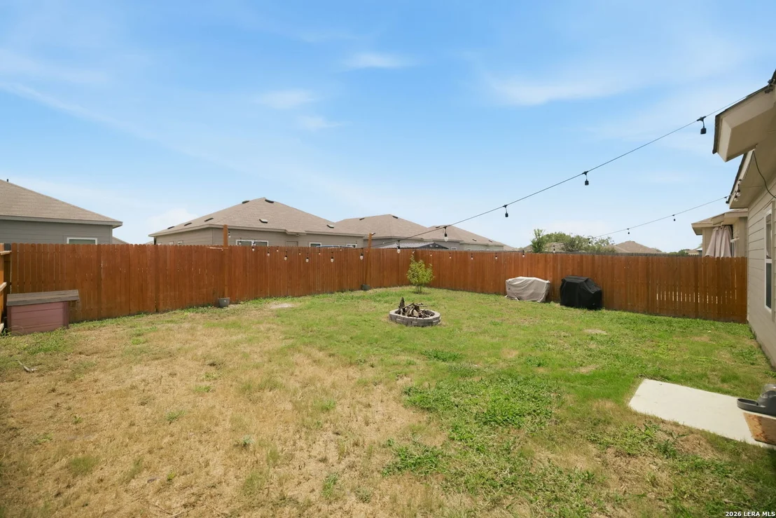 Photo of 3214 Farm Oak