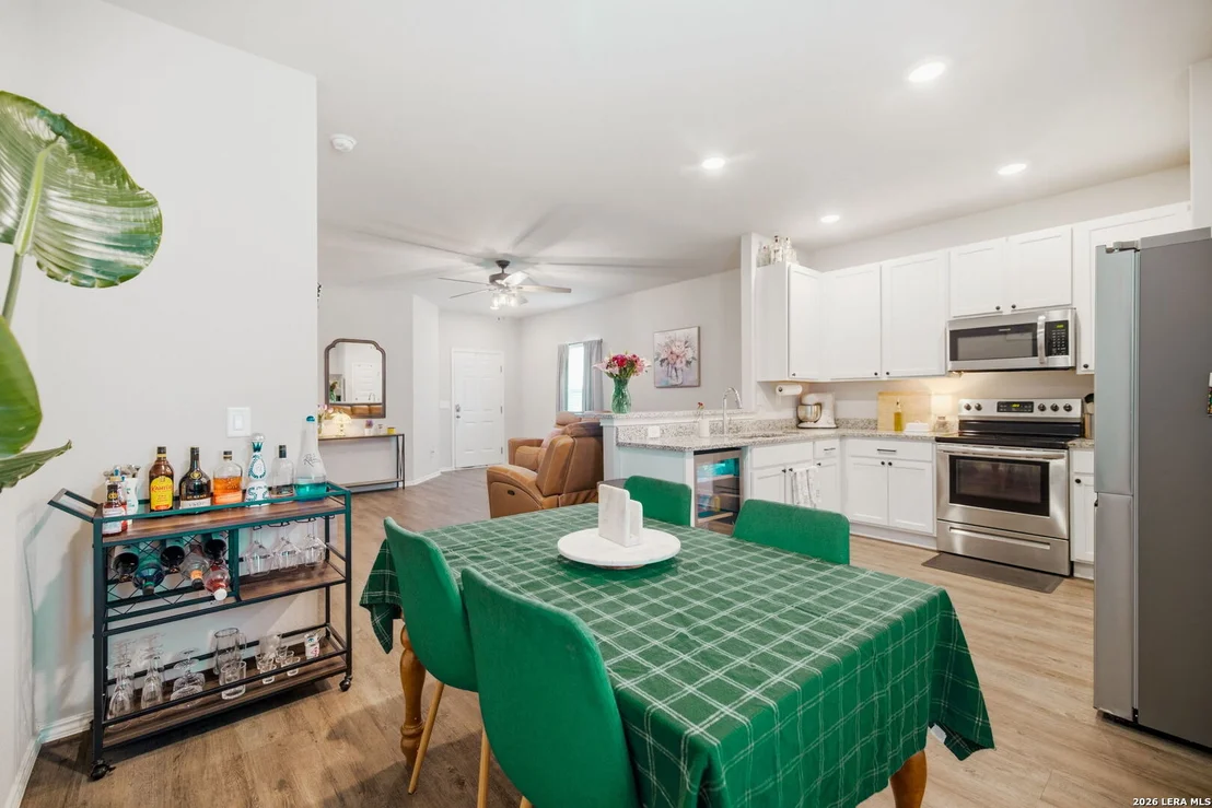 Photo of 3214 Farm Oak