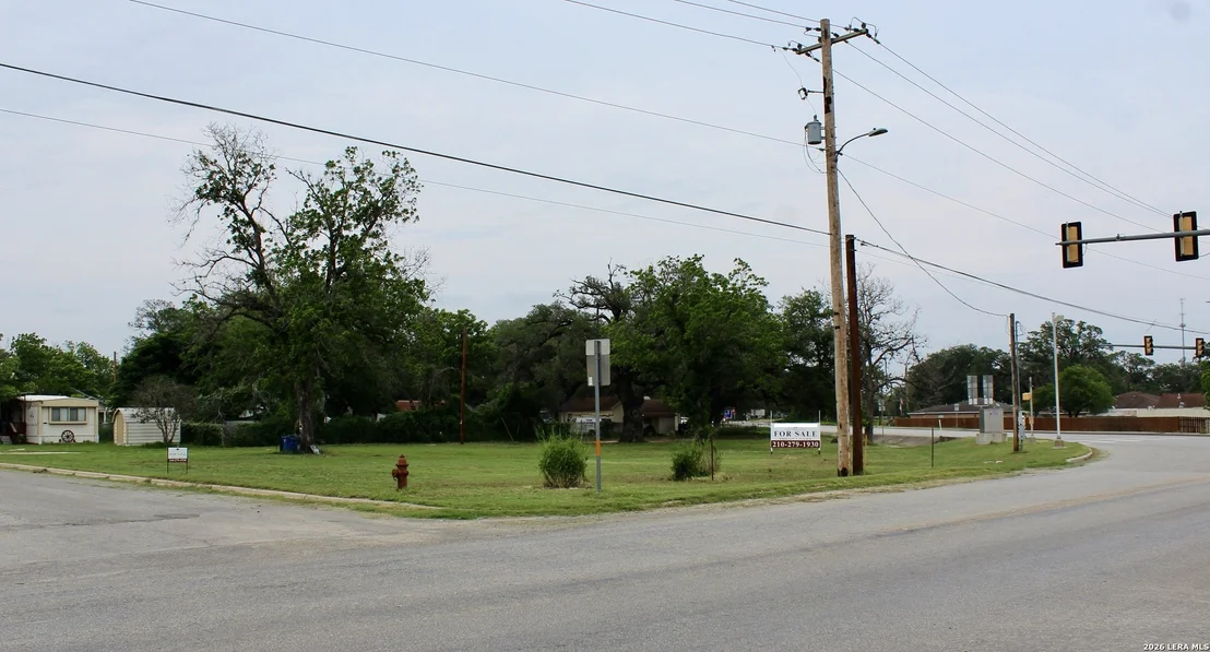 Photo of 707 Commerce St