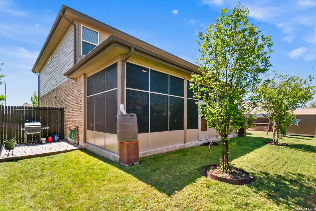Photo of 417 BEE CAVES CV
