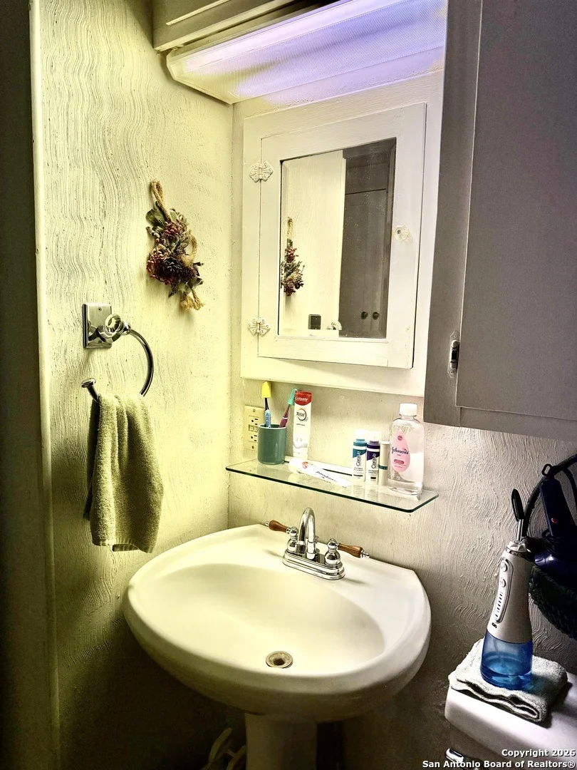 Photo of 304 N Tyler