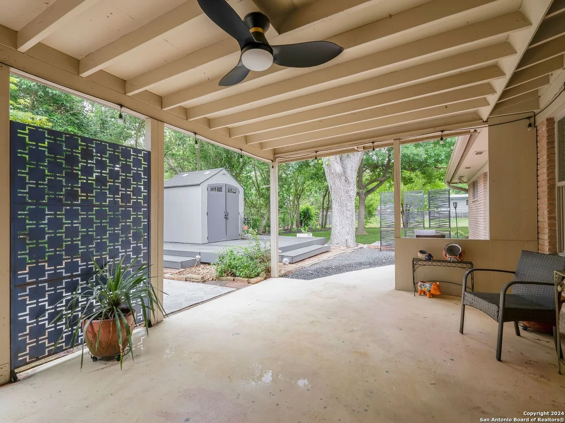Photo of 534 OAKLEAF DR