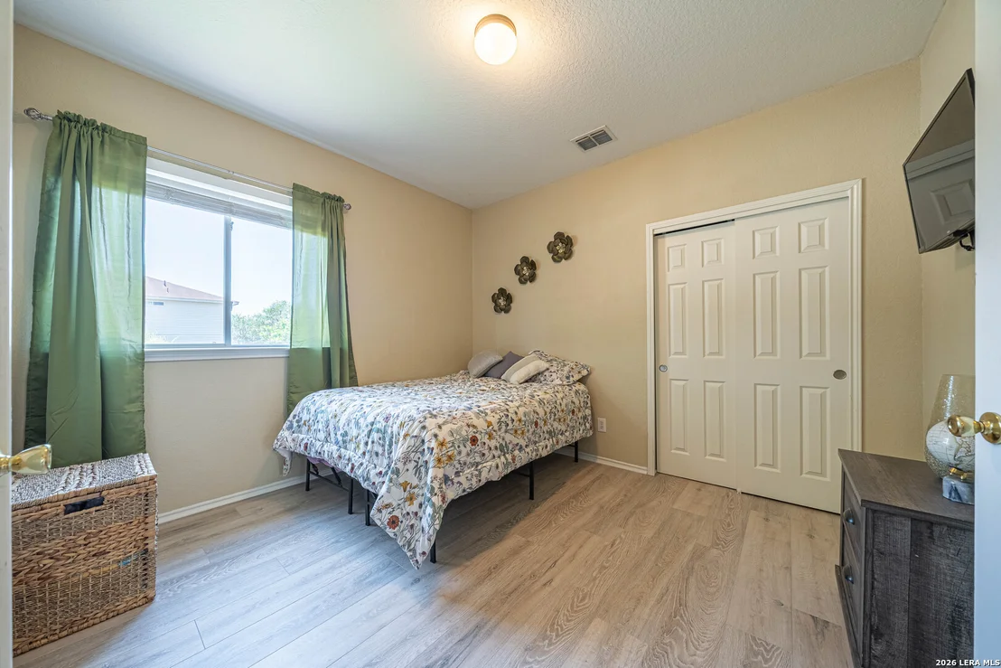 Photo of 431 DIANA DR