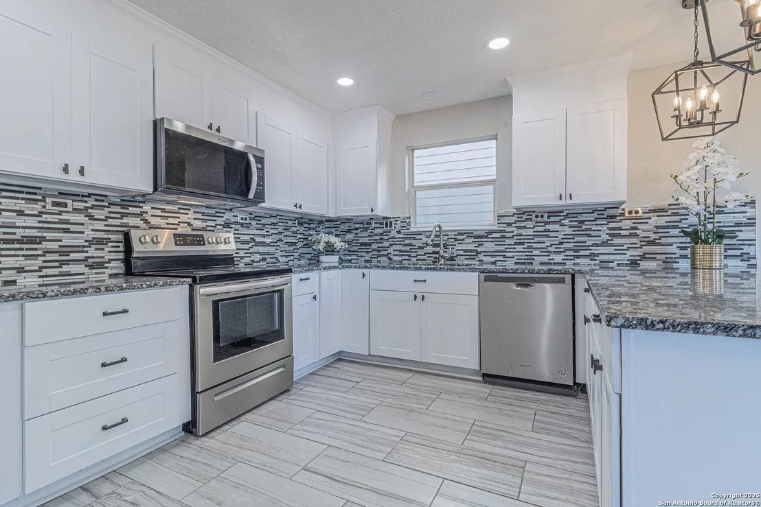 Photo of 5110 Sunview Vly