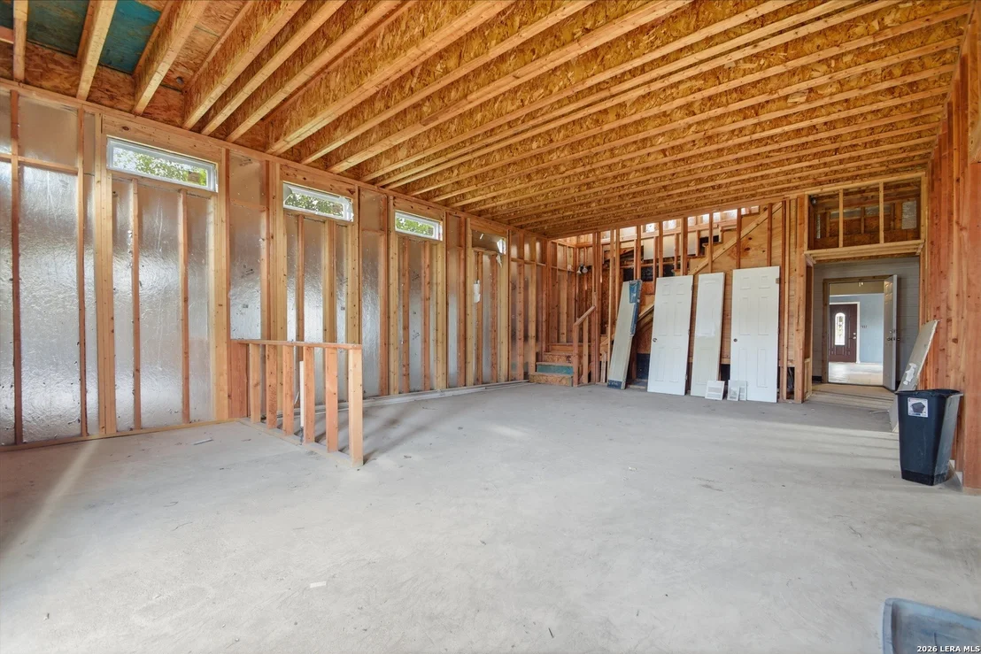 Photo of 939 W Harding Blvd